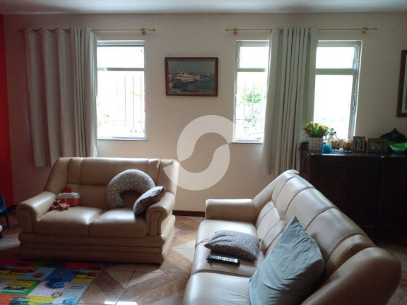Imagem Casa com 4 Quartos à Venda,  em São Domingos - Niterói