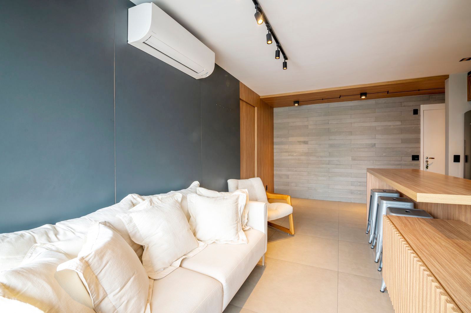 Imagem Apartamento com 2 Quartos à Venda, 72 m²em Campo Belo - São Paulo