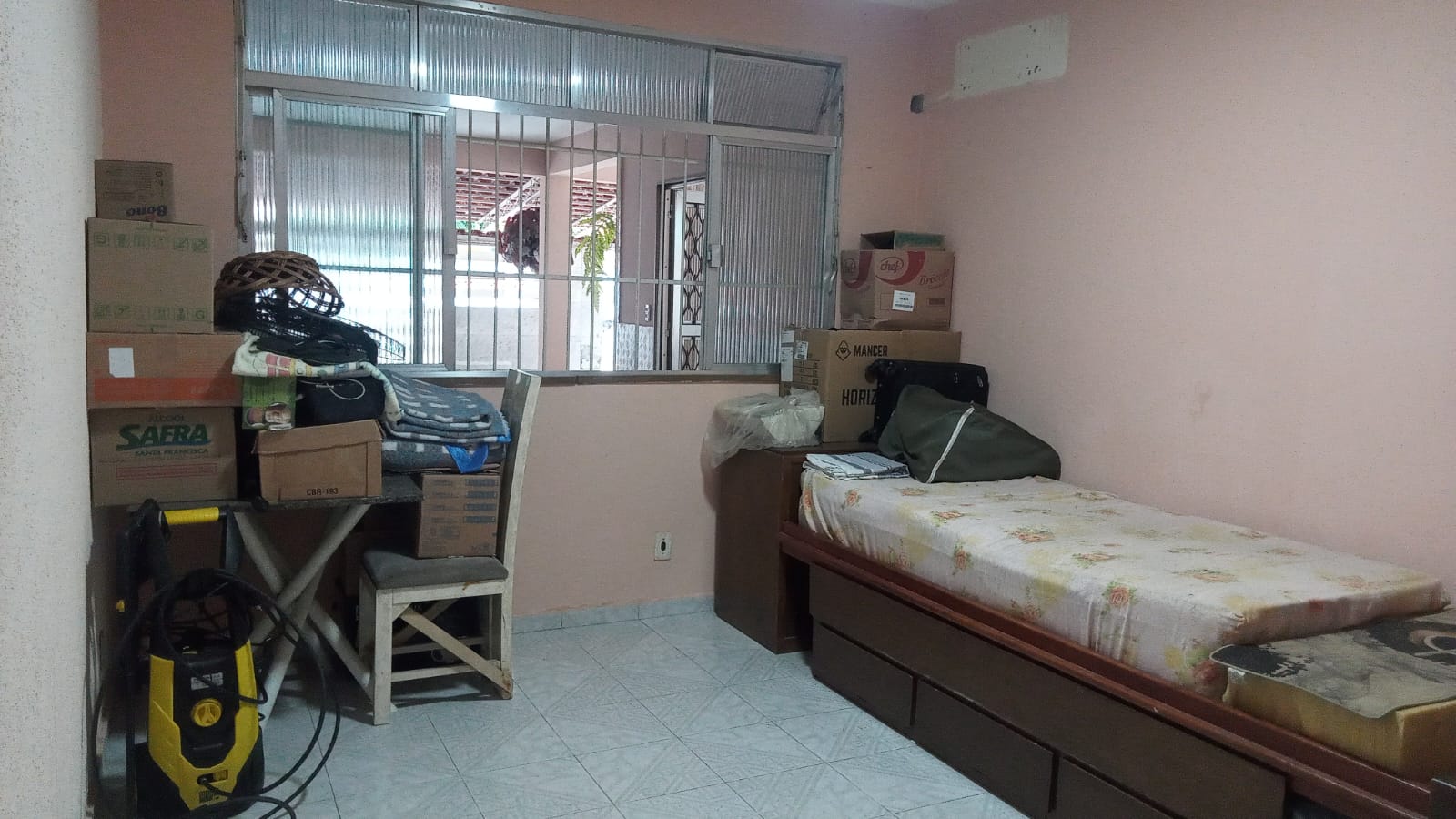 Imagem Casa com 2 Quartos à Venda, 164 m²em Guaratiba - Rio de Janeiro Imagem Casa com 2 Quartos à Venda, 164 m²em Guaratiba - Rio de Janeiro