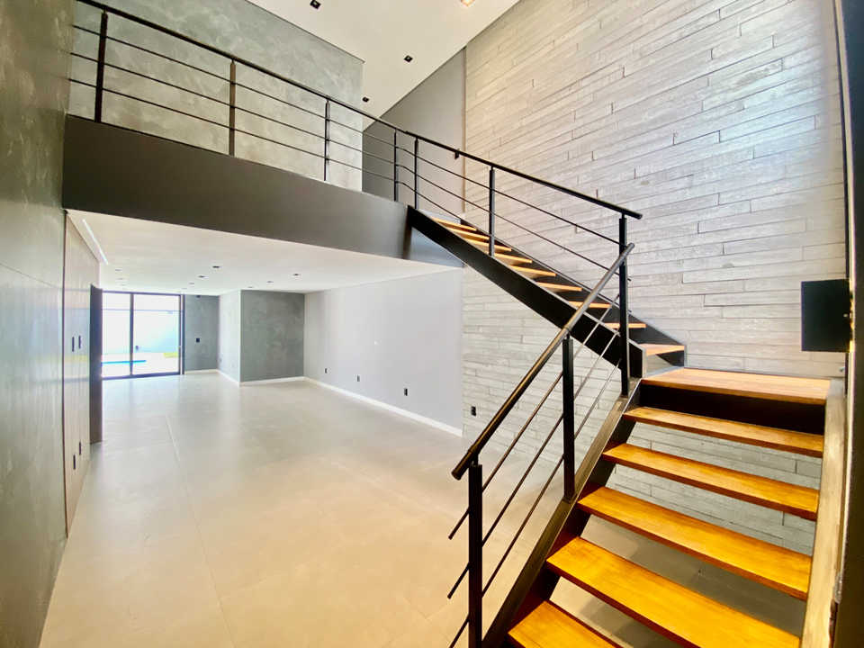 Imagem Casa de Condomínio com 3 Quartos à Venda, 218 m²em Chácaras Aracary - Várzea Paulista