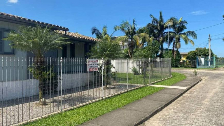 Imagem Casa com 3 Quartos à Venda, 148 m² em Milanese - Criciúma