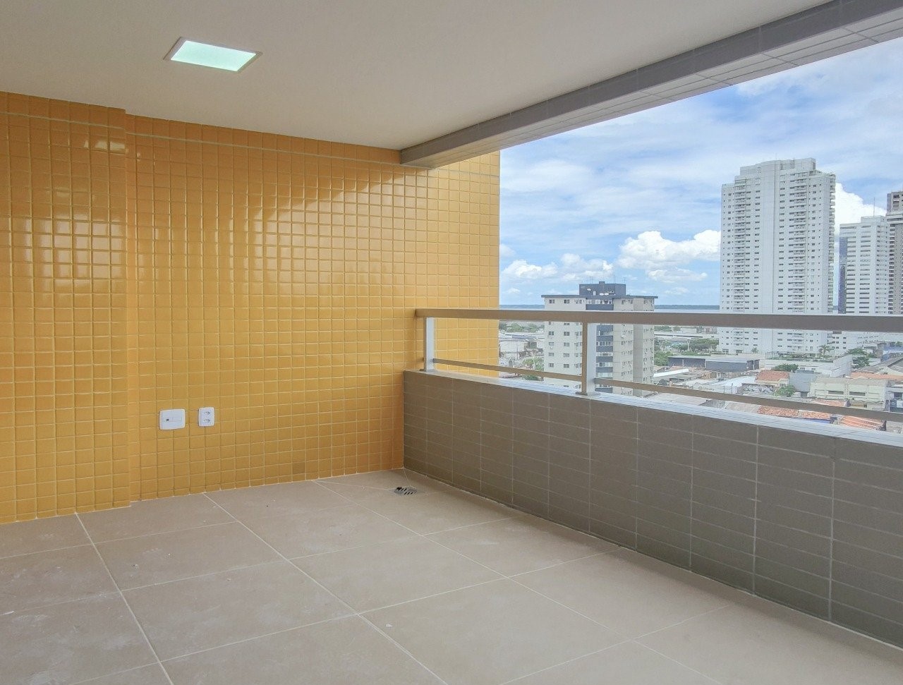 Imagem Apartamento com 2 Quartos para Alugar, 71 m²em Umarizal - Belém
