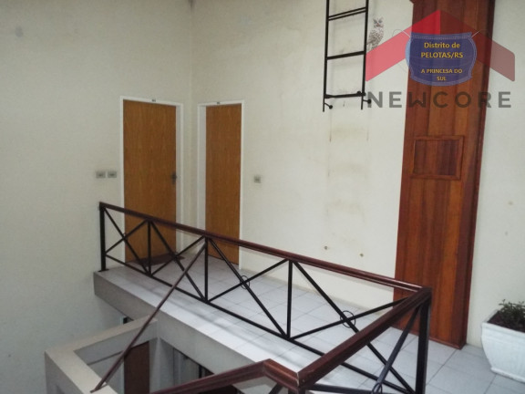 Imagem Apartamento com 2 Quartos à Venda,  em Três Vendas - Pelotas
