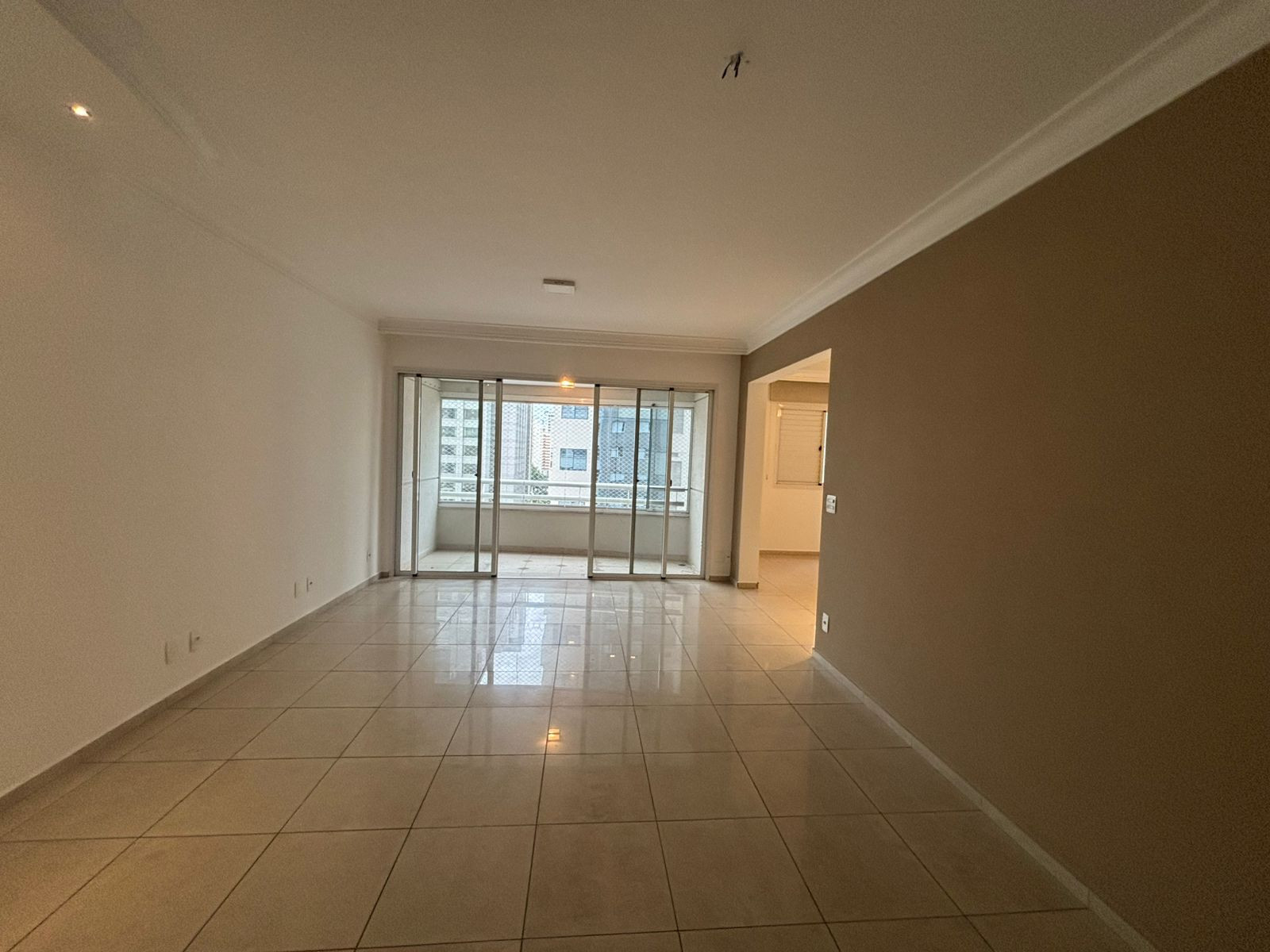 Apartamento com 3 Quartos para Alugar, 104 m² em Planalto Paulista - São Paulo