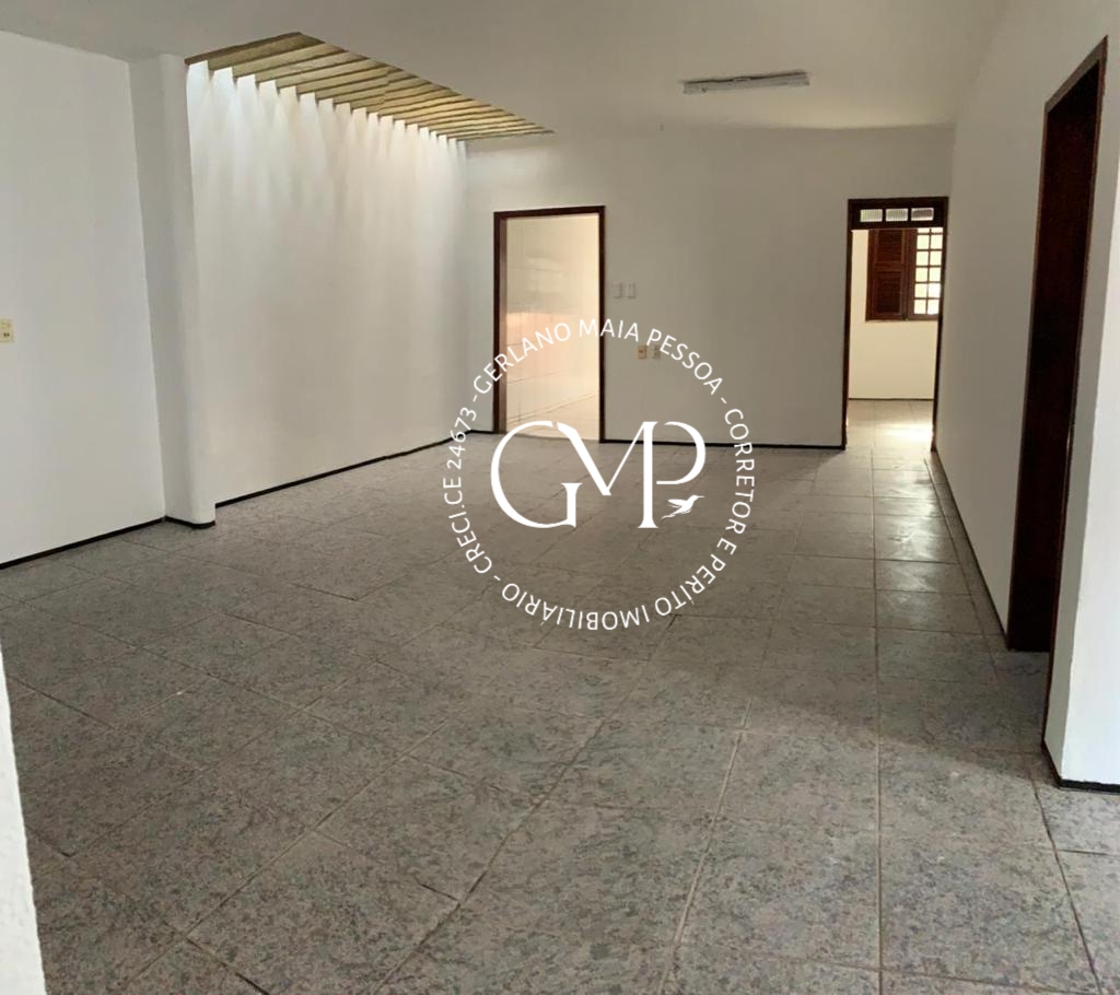 Imagem Casa com 5 Quartos à Venda, 360 m²em Monte Castelo - Fortaleza Imagem Casa com 5 Quartos à Venda, 360 m²em Monte Castelo - Fortaleza