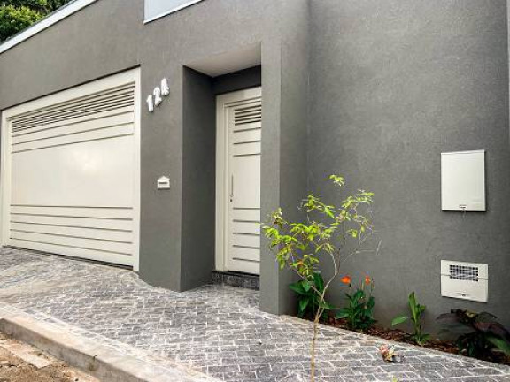 Imagem Casa com 3 Quartos à Venda, 208 m² em Jardim Brasil - Araçatuba Imagem Casa com 3 Quartos à Venda, 208 m² em Jardim Brasil - Araçatuba
