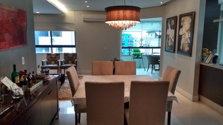 Imagem Apartamento com 3 Quartos à Venda, 126 m²em Centro - Criciúma