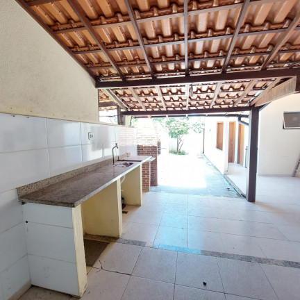 Imagem Casa com 3 Quartos à Venda, 110 m² em Piratininga - Niterói