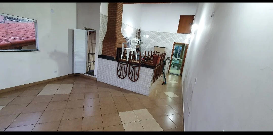Imagem Sobrado com 3 Quartos à Venda, 243 m²em Santo Antônio - Osasco