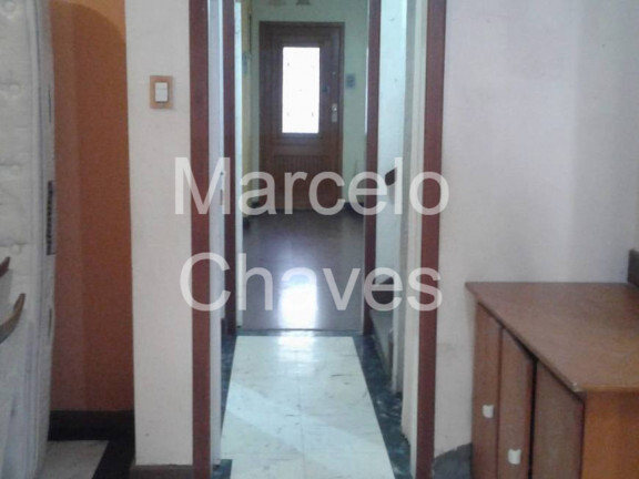 Imagem Casa com 3 Quartos à Venda, 250 m² em Petrópolis - Porto Alegre Imagem Casa com 3 Quartos à Venda, 250 m² em Petrópolis - Porto Alegre