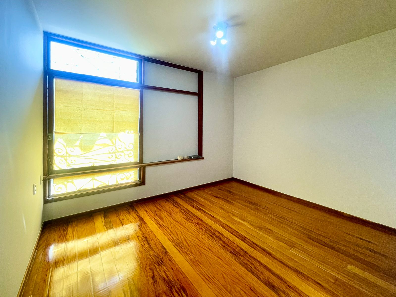 Imagem Casa de Condomínio com 3 Quartos à Venda, 114 m²em Alto - Teresópolis Imagem Casa de Condomínio com 3 Quartos à Venda, 114 m²em Alto - Teresópolis