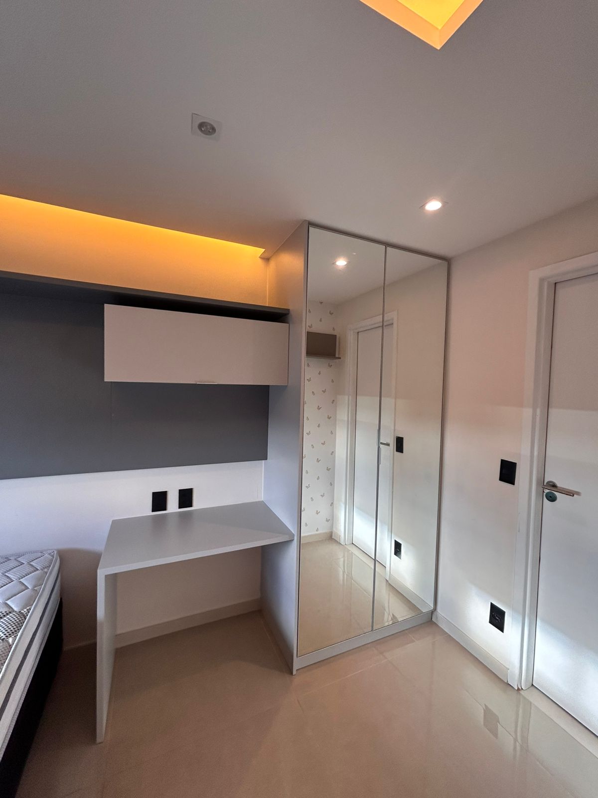 Imagem Apartamento com 3 Quartos à Venda ou Locação, 64 m² em Candeias - Jaboatão dos Guararapes Imagem Apartamento com 3 Quartos à Venda ou Locação, 64 m² em Candeias - Jaboatão dos Guararapes