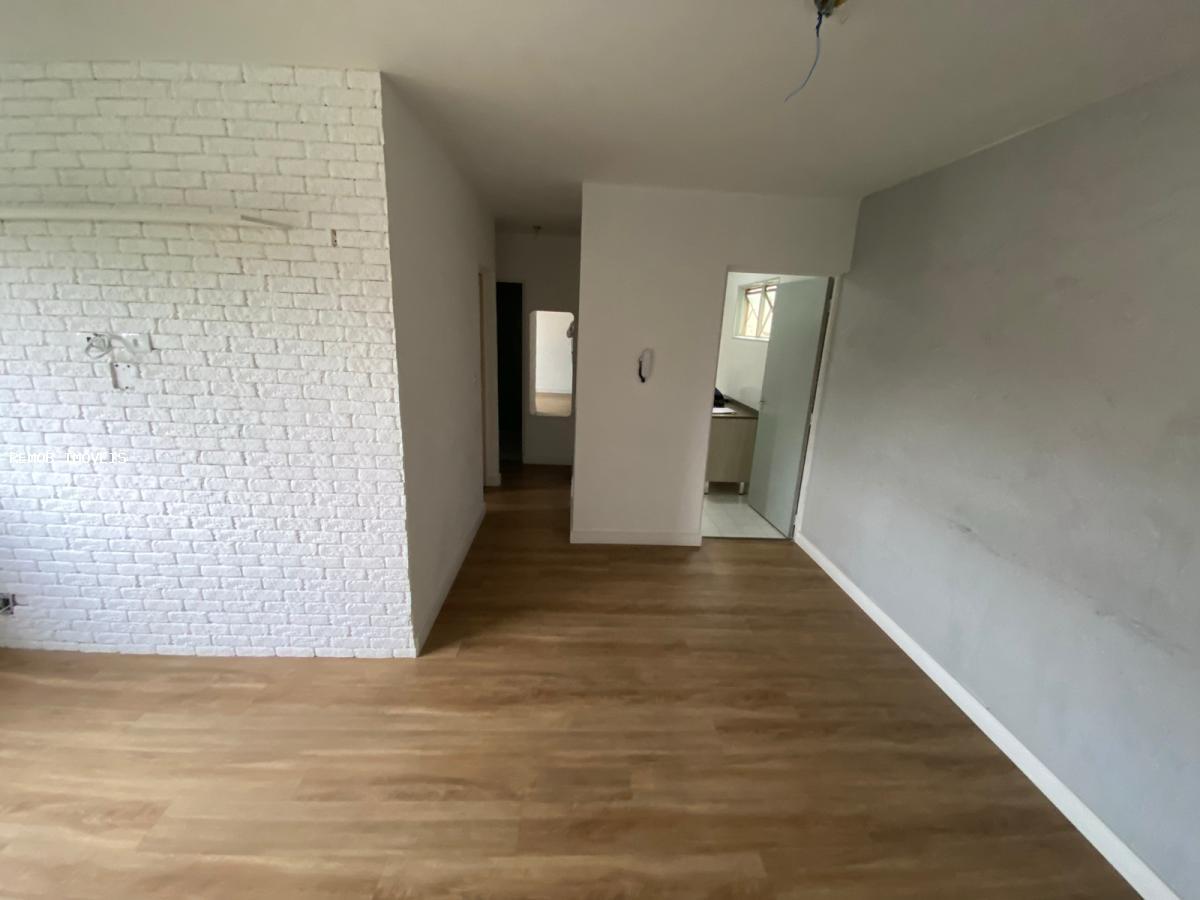 Imagem Apartamento com 2 Quartos à Venda, 54 m²em Jardim Santo André - Santo André