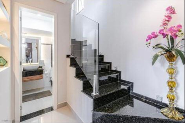 Imagem Sobrado com 3 Quartos à Venda, 135 m² em Atuba - Curitiba Imagem Sobrado com 3 Quartos à Venda, 135 m² em Atuba - Curitiba