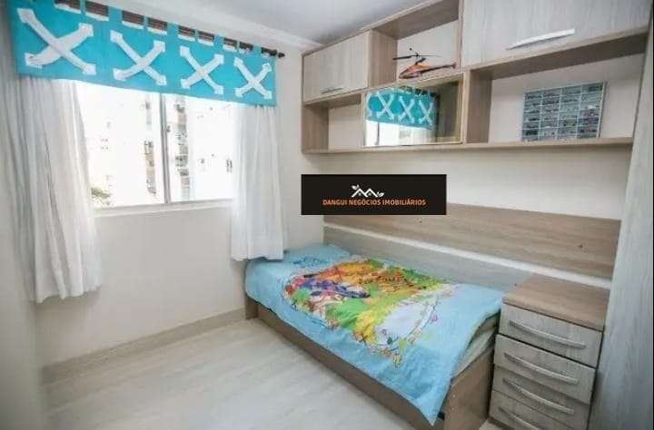 Imagem Apartamento com 3 Quartos à Venda, 77 m²em Água Verde - Curitiba