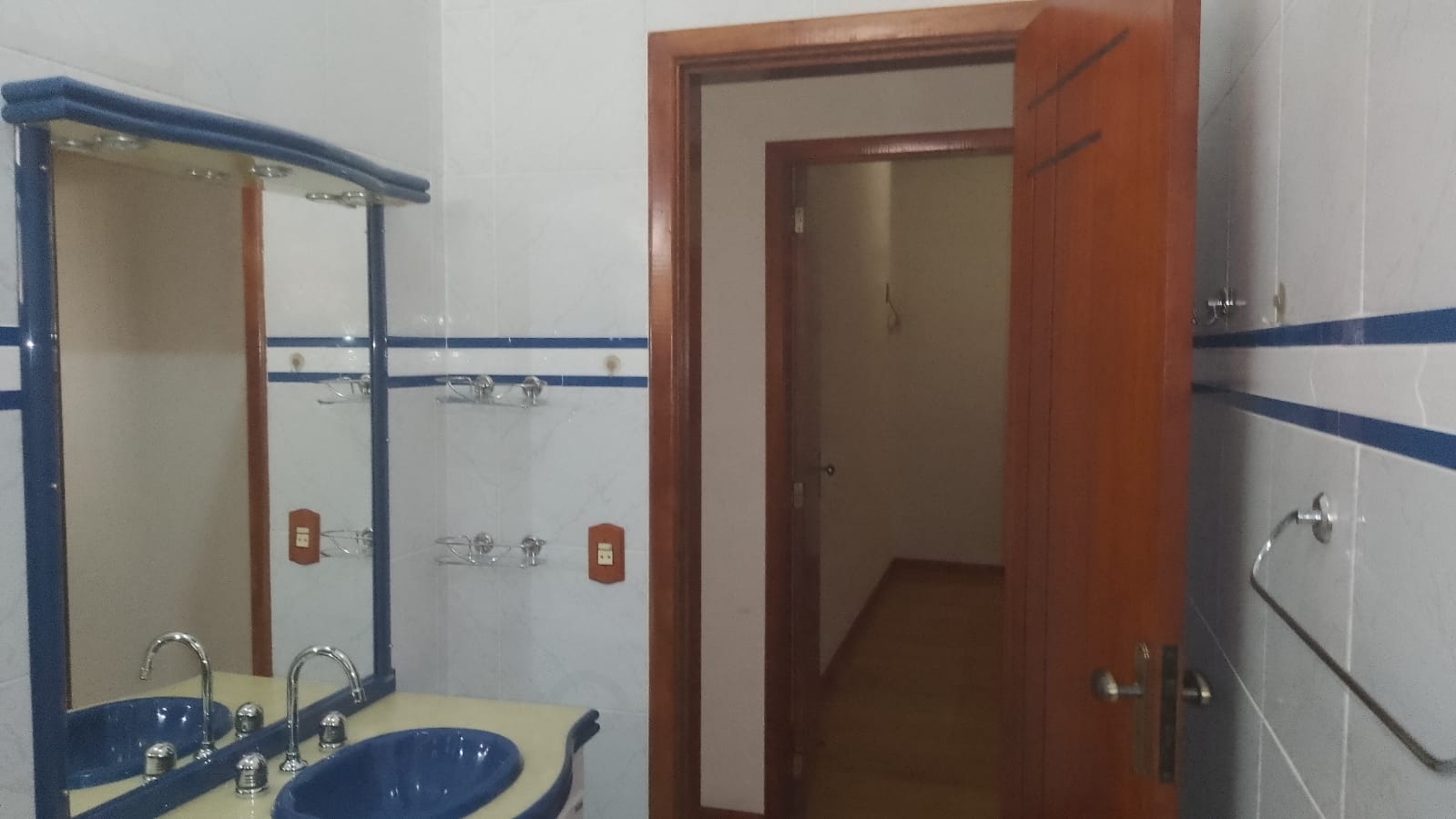 Imagem Casa de Condomínio com 3 Quartos à Venda, 277 m² em Prata - Teresópolis Imagem Casa de Condomínio com 3 Quartos à Venda, 277 m² em Prata - Teresópolis