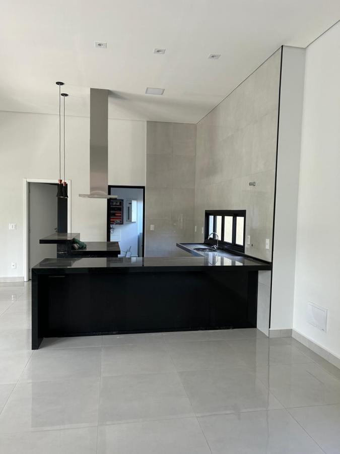 Imagem Casa de Condomínio com 3 Quartos à Venda, 170 m²em Residencial Lagos D'Icaraí - Salto Imagem Casa de Condomínio com 3 Quartos à Venda, 170 m²em Residencial Lagos D'Icaraí - Salto