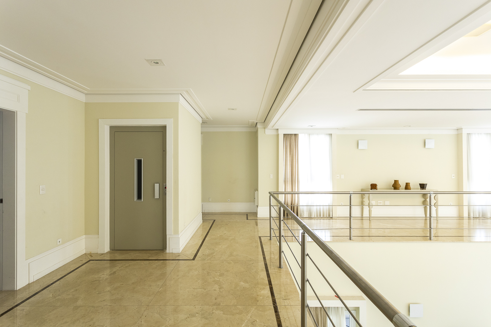 Imagem Casa de Condomínio com 5 Quartos à Venda, 1.587 m² em Tamboré - Barueri Imagem Casa de Condomínio com 5 Quartos à Venda, 1.587 m² em Tamboré - Barueri