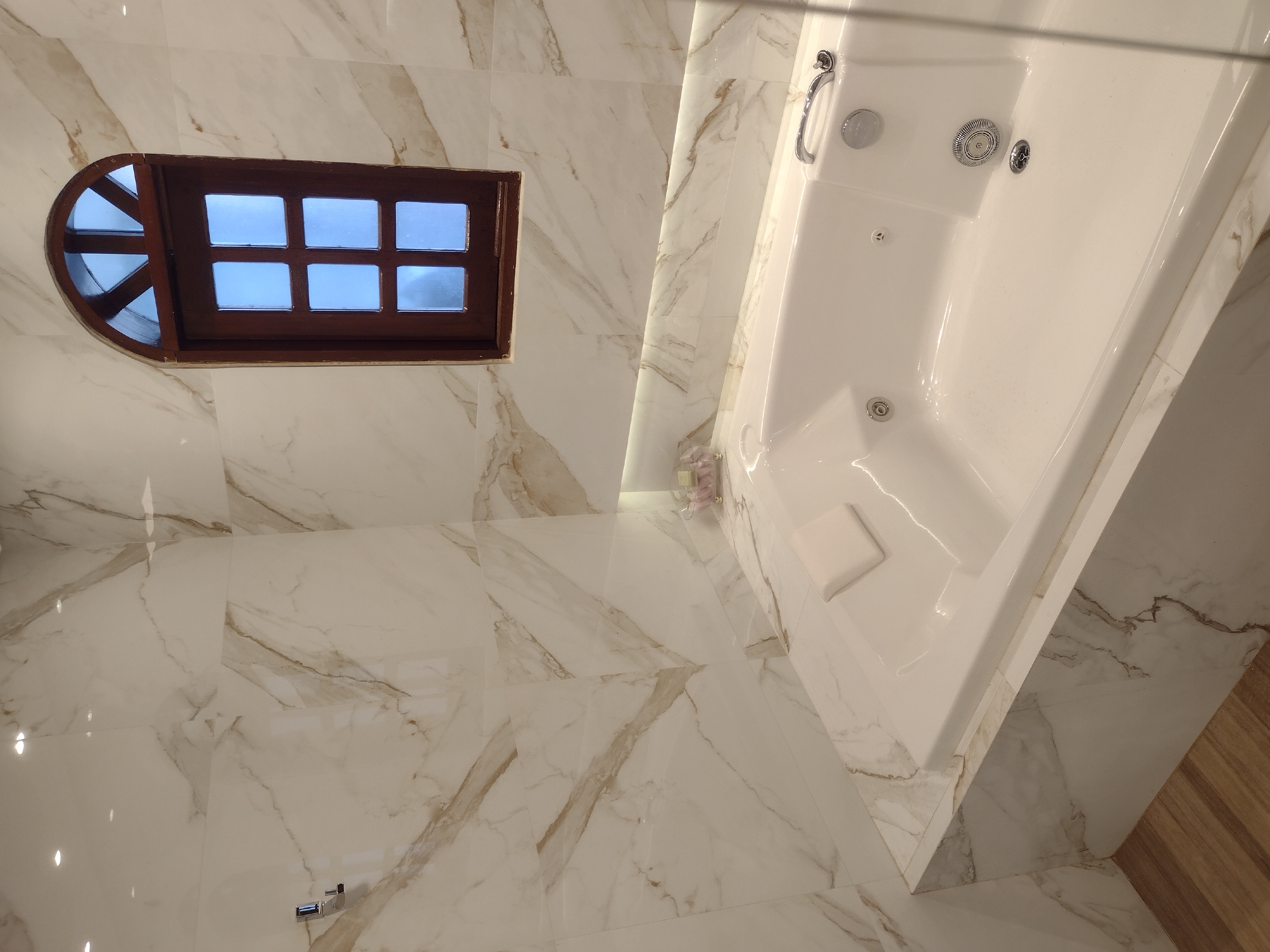 Imagem Casa com 4 Quartos à Venda, 300 m²em Areal (Águas Claras) - Brasília Imagem Casa com 4 Quartos à Venda, 300 m²em Areal (Águas Claras) - Brasília