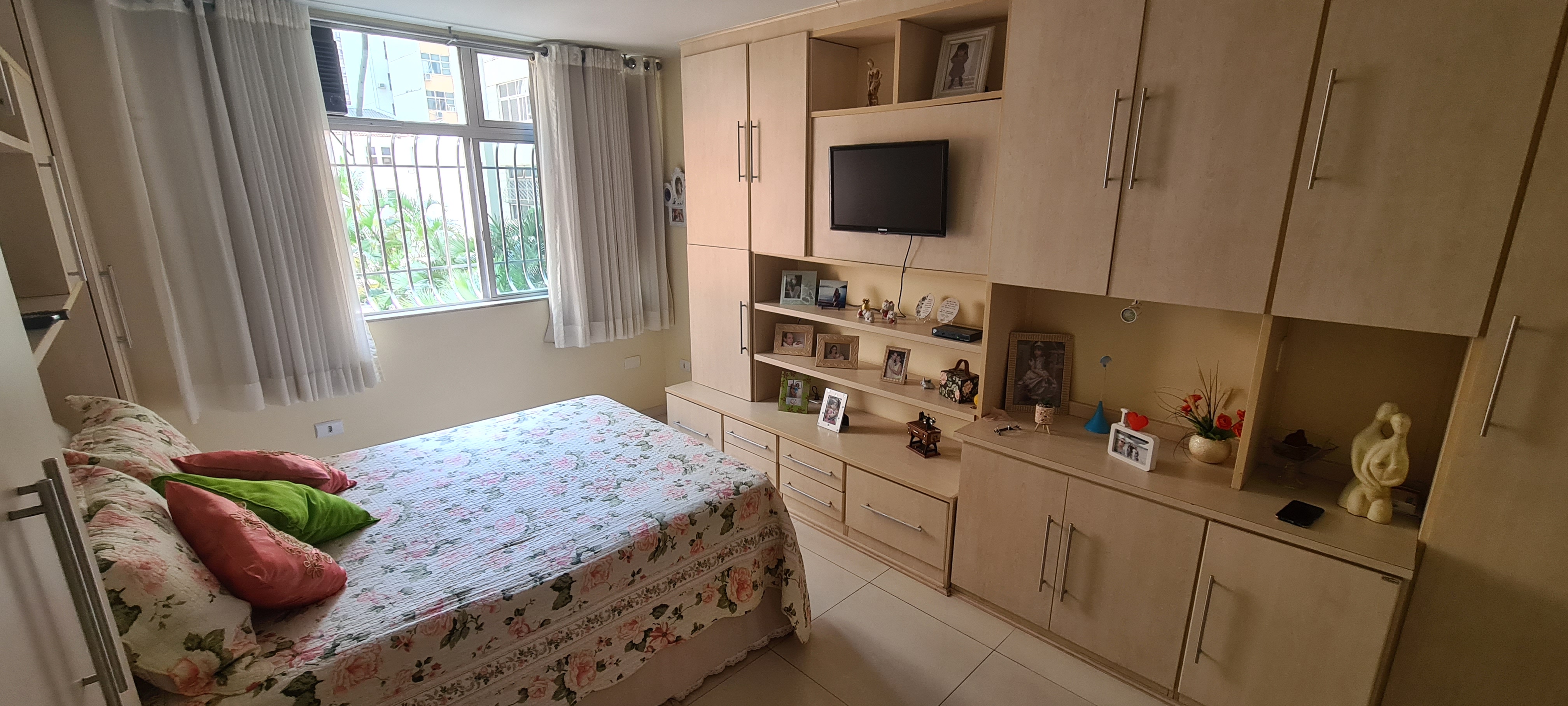 Imagem Apartamento com 3 Quartos à Venda, 286 m²em Icaraí - Niterói