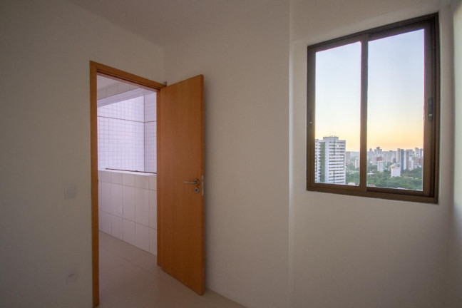 Imagem Apartamento com 3 Quartos à Venda, 96 m² em Torre - Recife