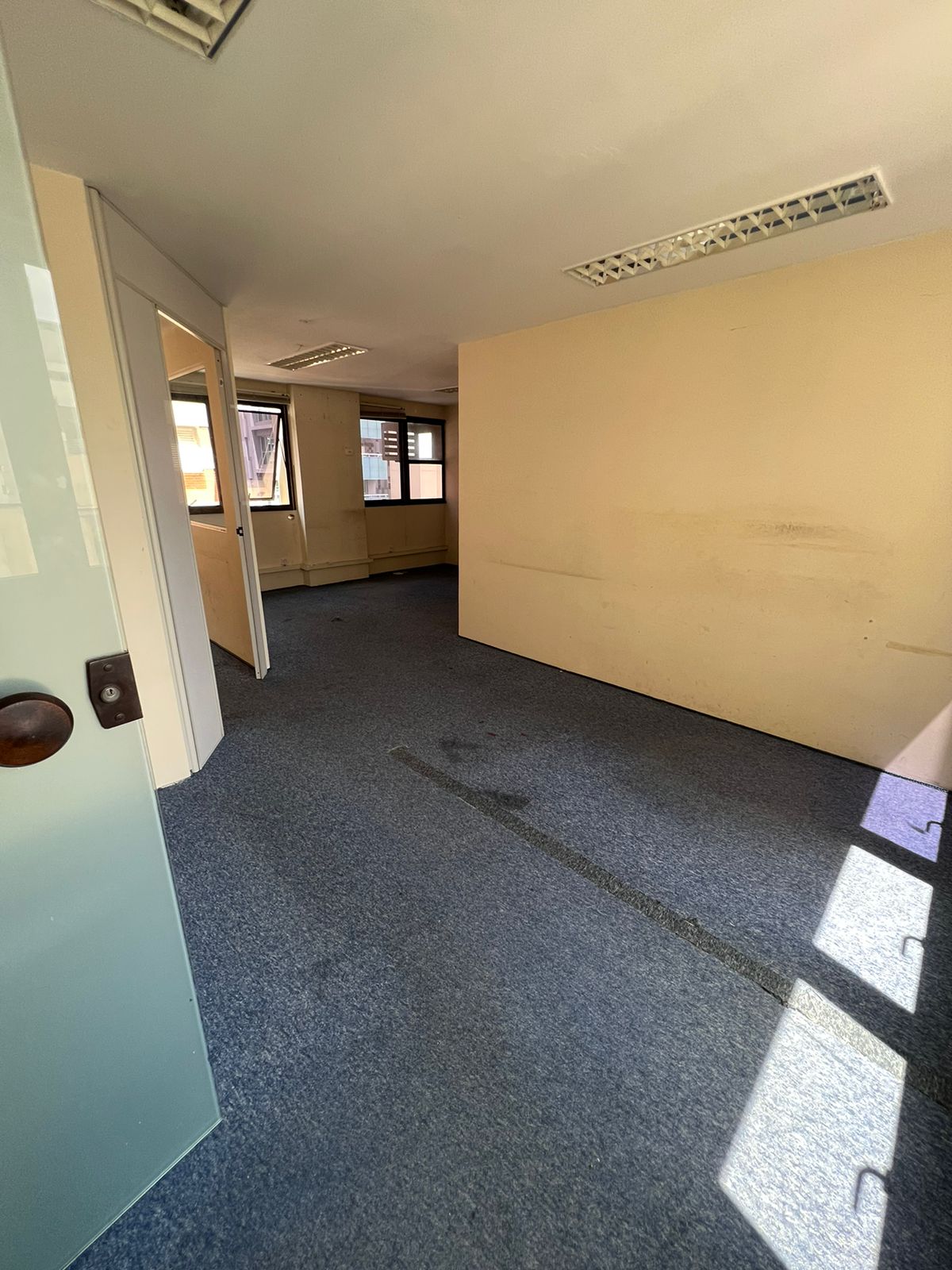 Imagem Sala Comercial para Alugar, 77 m²em Perdizes - São Paulo Imagem Sala Comercial para Alugar, 77 m²em Perdizes - São Paulo