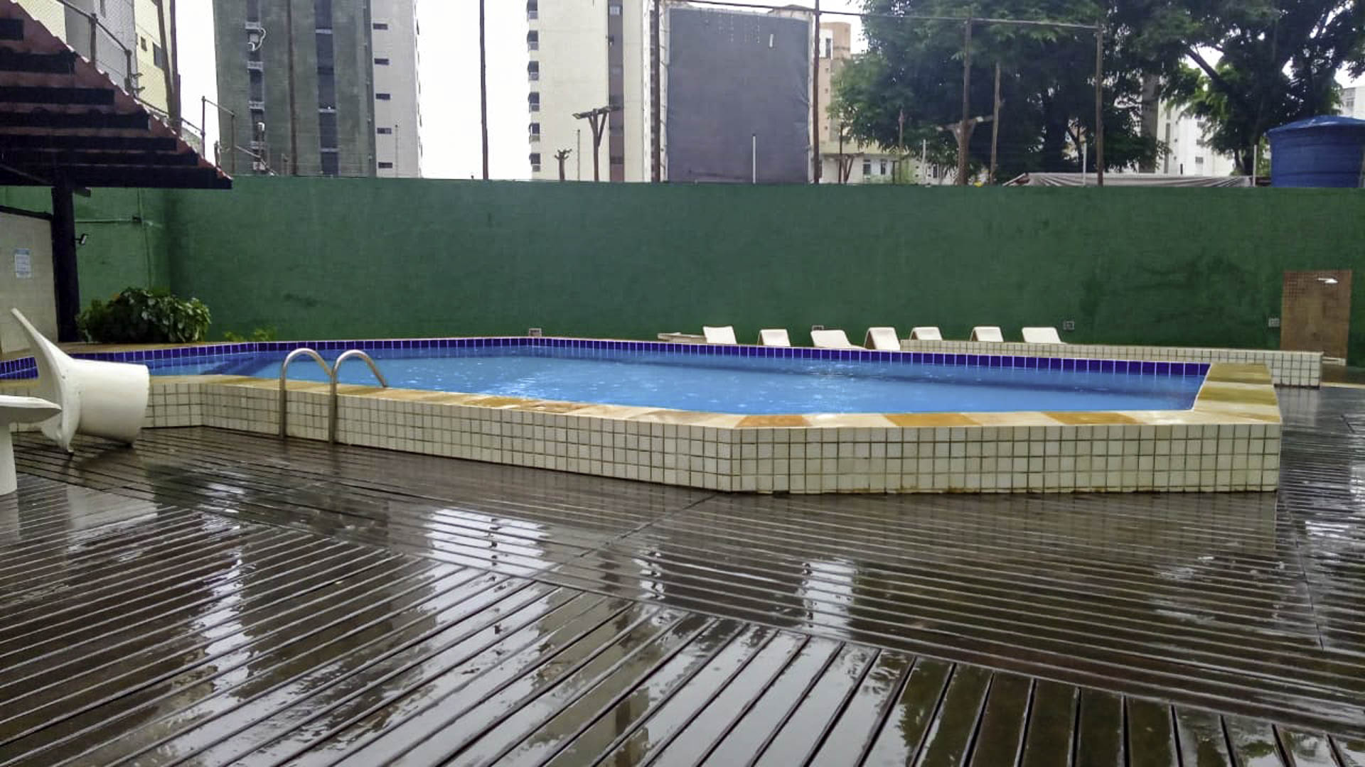 Imagem Apartamento com 3 Quartos à Venda, 170 m²em Meireles - Fortaleza