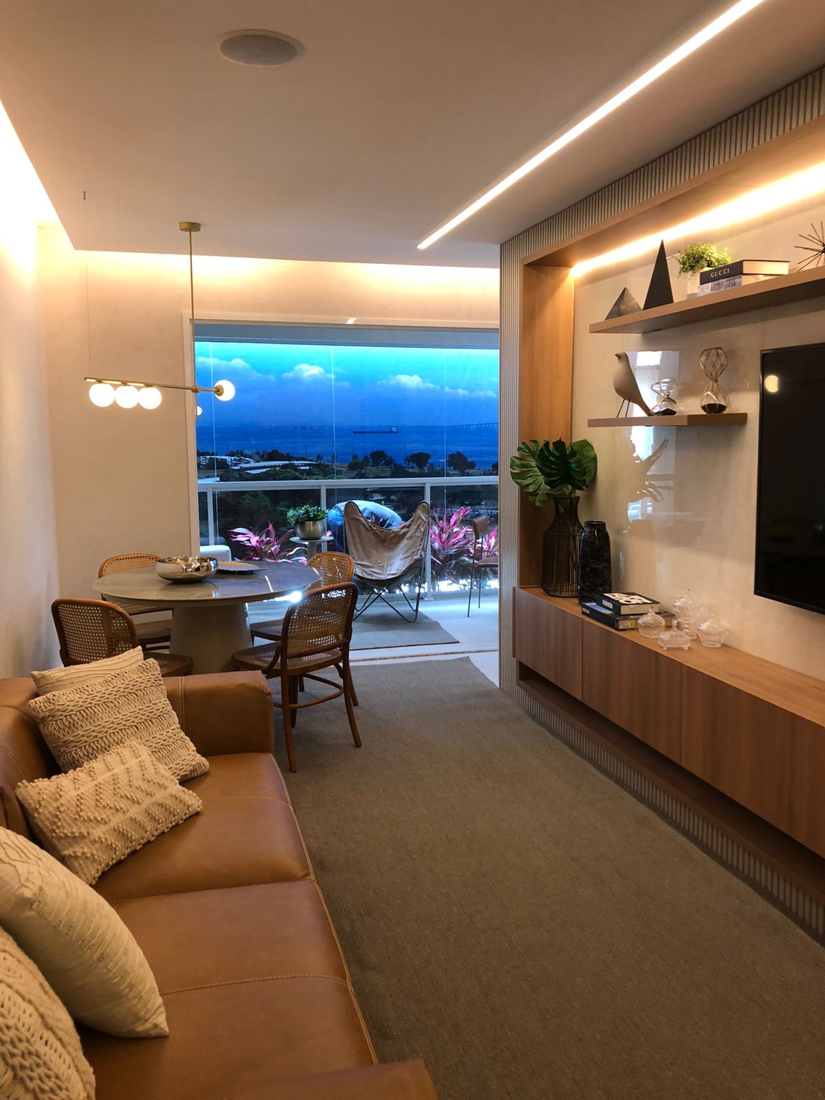 Imagem Apartamento com 3 Quartos à Venda, 95 m²em Centro - Niterói