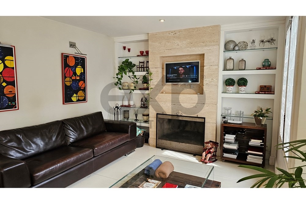 Imagem Casa de Condomínio com 4 Quartos à Venda, 285 m² em Itaipava - Petrópolis