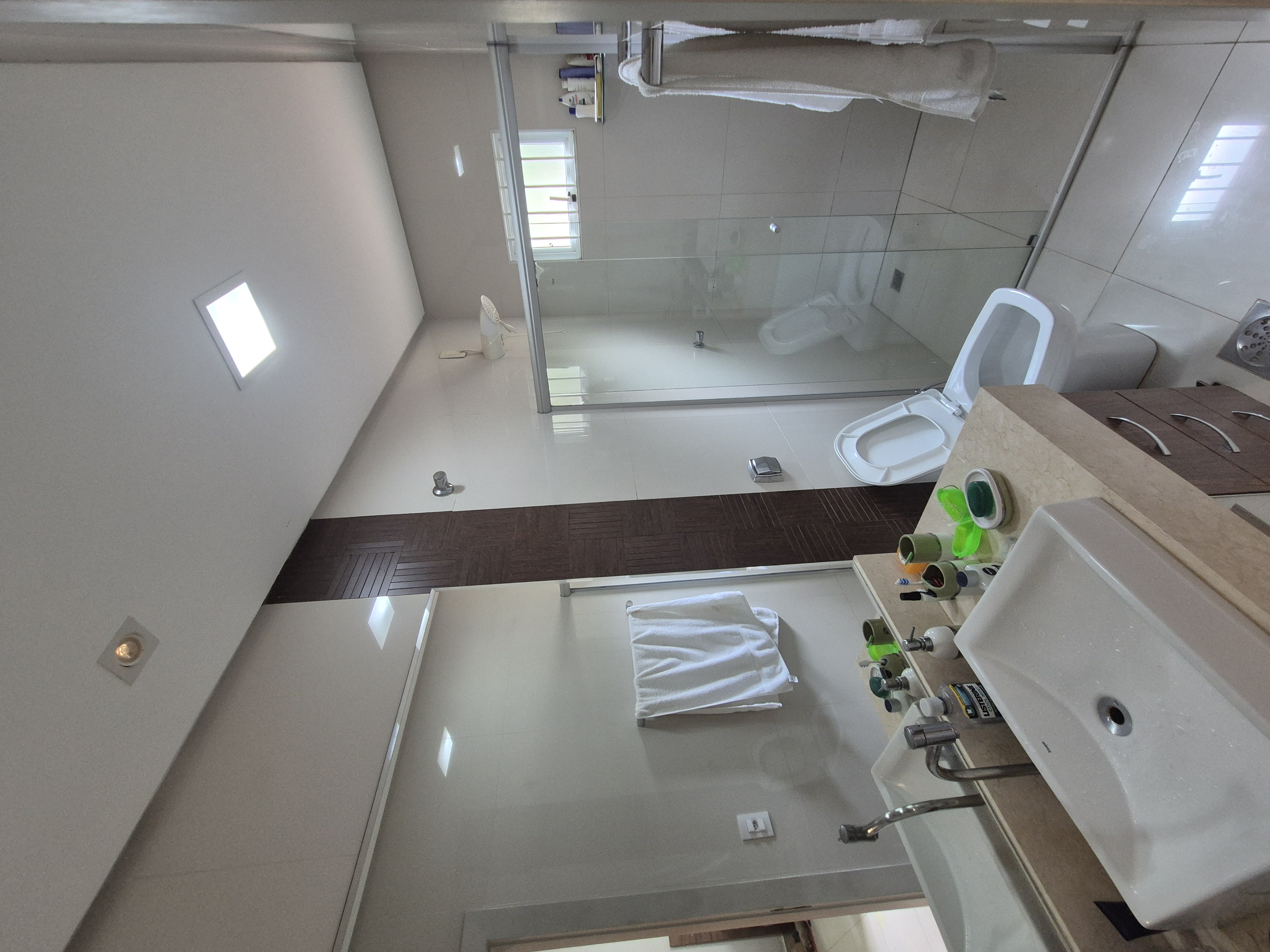 Imagem Casa com 4 Quartos para Alugar, 330 m² em Jardim Goiás - Goiânia Imagem Casa com 4 Quartos para Alugar, 330 m² em Jardim Goiás - Goiânia