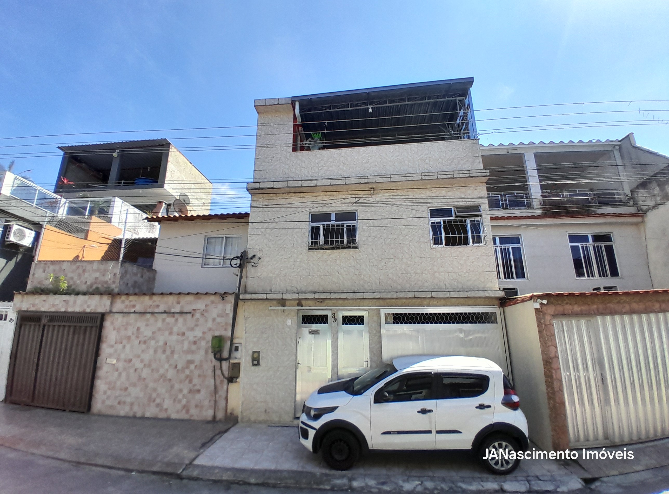Imagem Casa com 4 Quartos à Venda, 80 m² em Bangu - Rio de Janeiro Imagem Casa com 4 Quartos à Venda, 80 m² em Bangu - Rio de Janeiro