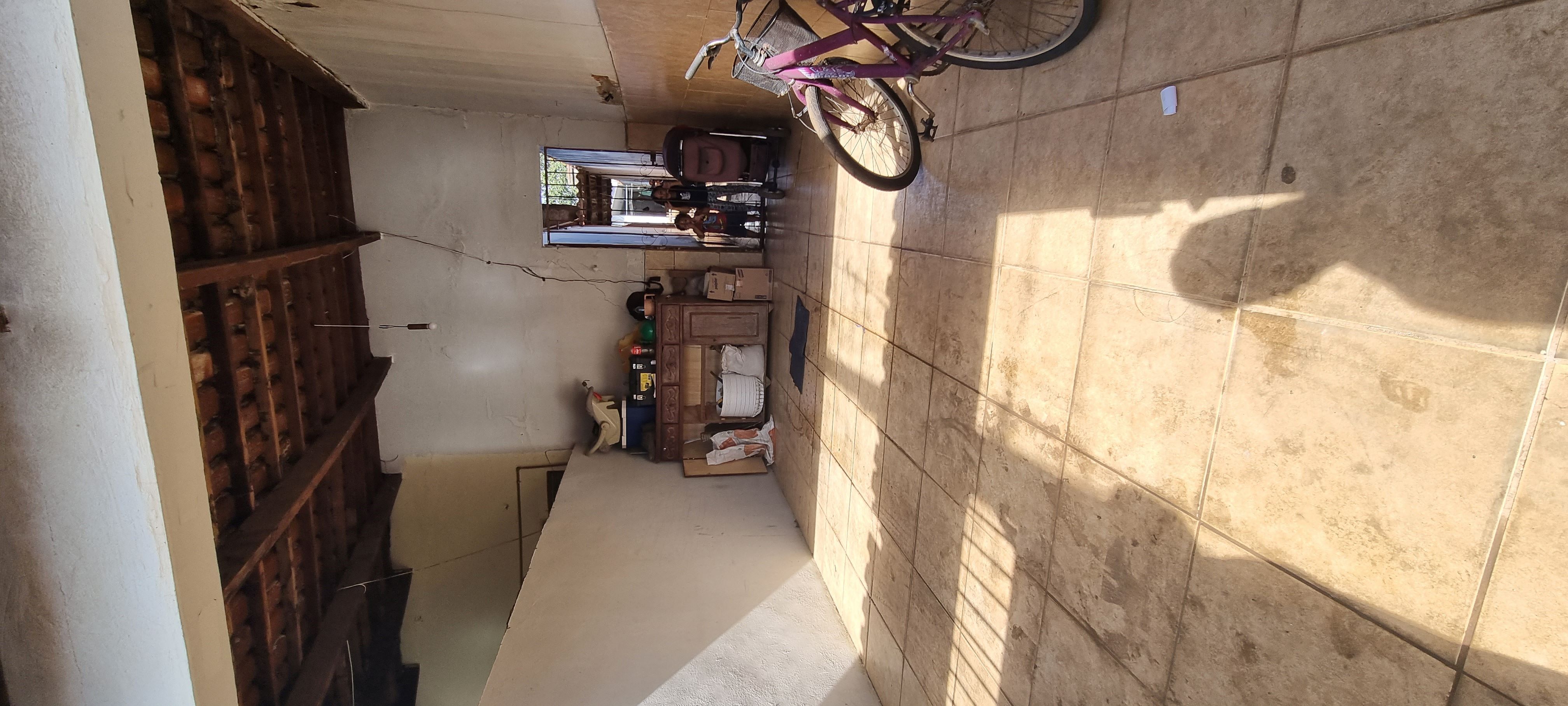 Imagem Casa com 2 Quartos à Venda, 130 m²em Jardim Guanabara III - Goiânia