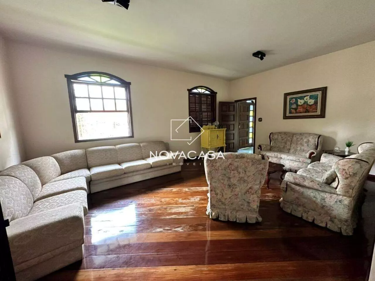 Imagem Casa com 5 Quartos à Venda, 625 m² em Santa Branca - Belo Horizonte Imagem Casa com 5 Quartos à Venda, 625 m² em Santa Branca - Belo Horizonte