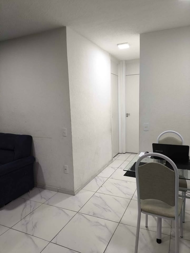 Imagem Apartamento com 2 Quartos para Alugar, 42 m² em Lago Azul - Manaus