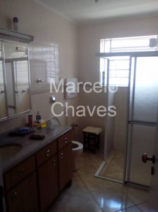 Imagem Casa com 3 Quartos à Venda, 250 m² em Medianeira - Porto Alegre Imagem Casa com 3 Quartos à Venda, 250 m² em Medianeira - Porto Alegre