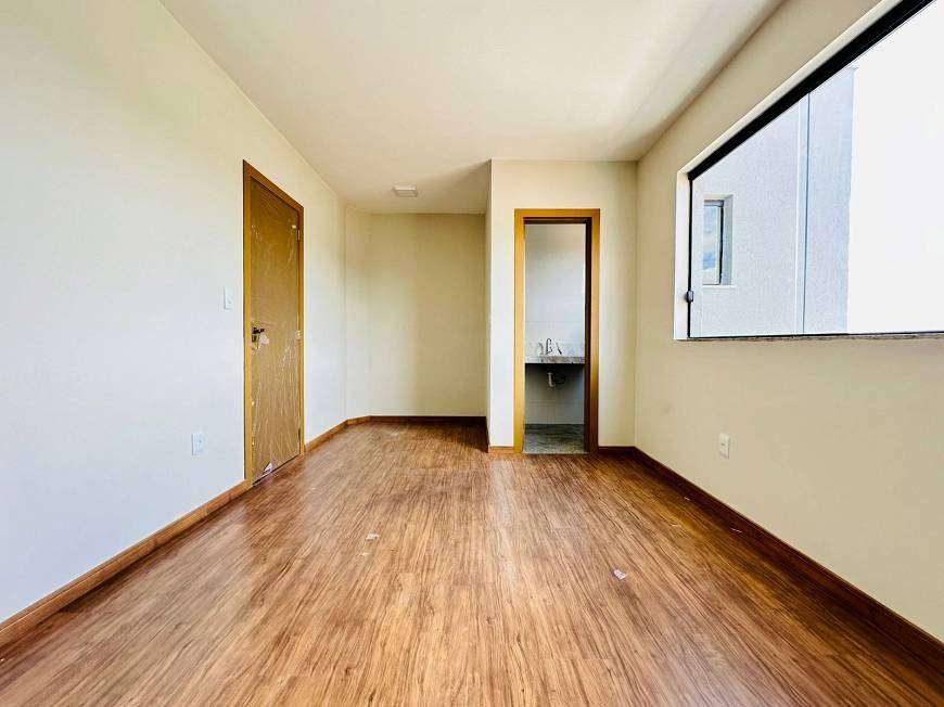 Imagem Casa com 3 Quartos à Venda, 128 m² em Santa Mônica - Belo Horizonte Imagem Casa com 3 Quartos à Venda, 128 m² em Santa Mônica - Belo Horizonte