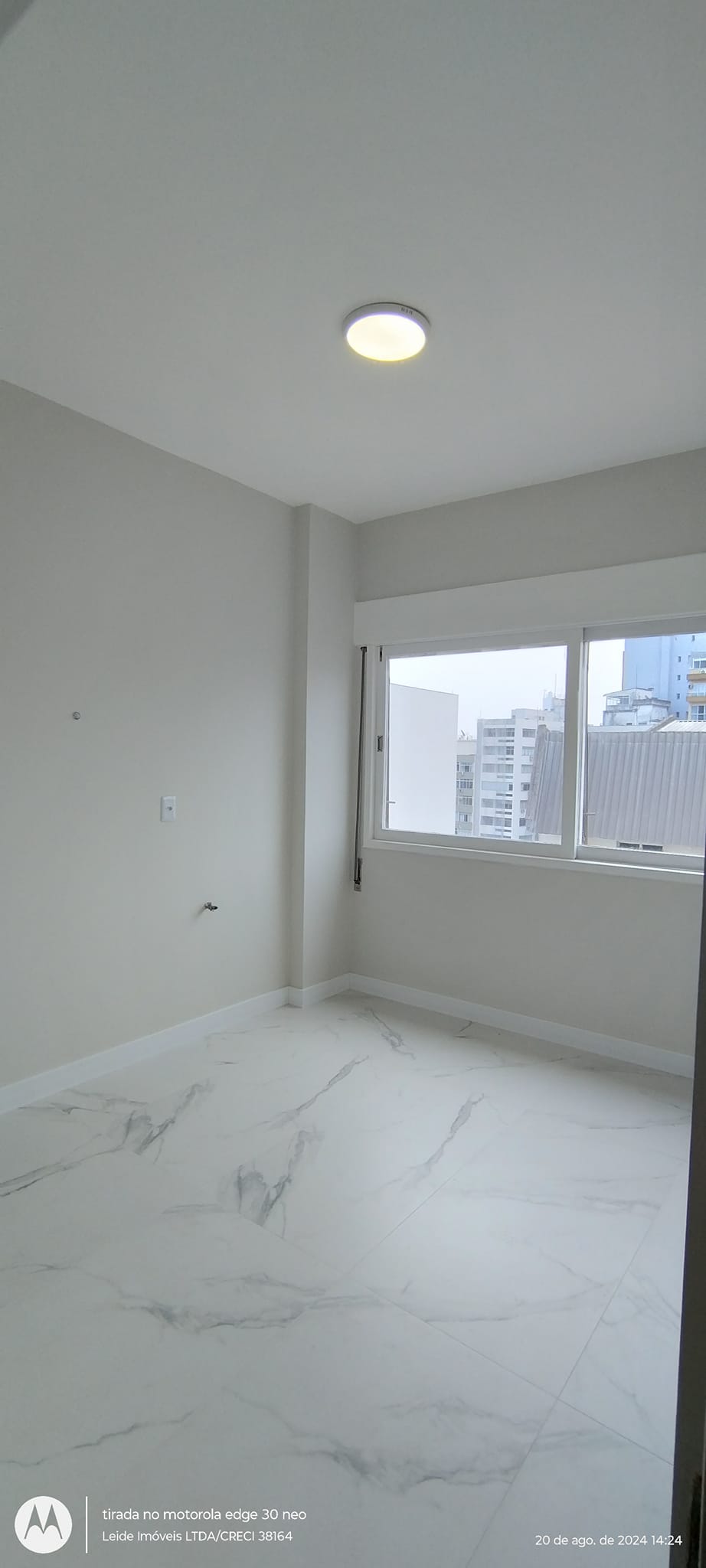 Imagem Apartamento com 4 Quartos à Venda, 166 m²em Centro - Florianópolis Imagem Apartamento com 4 Quartos à Venda, 166 m²em Centro - Florianópolis