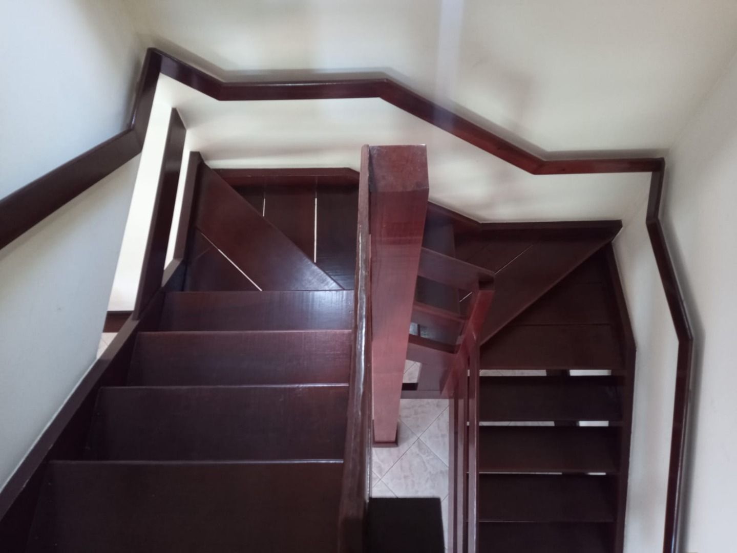 Imagem Casa com 3 Quartos à Venda, 360 m²em Piratininga - Niterói