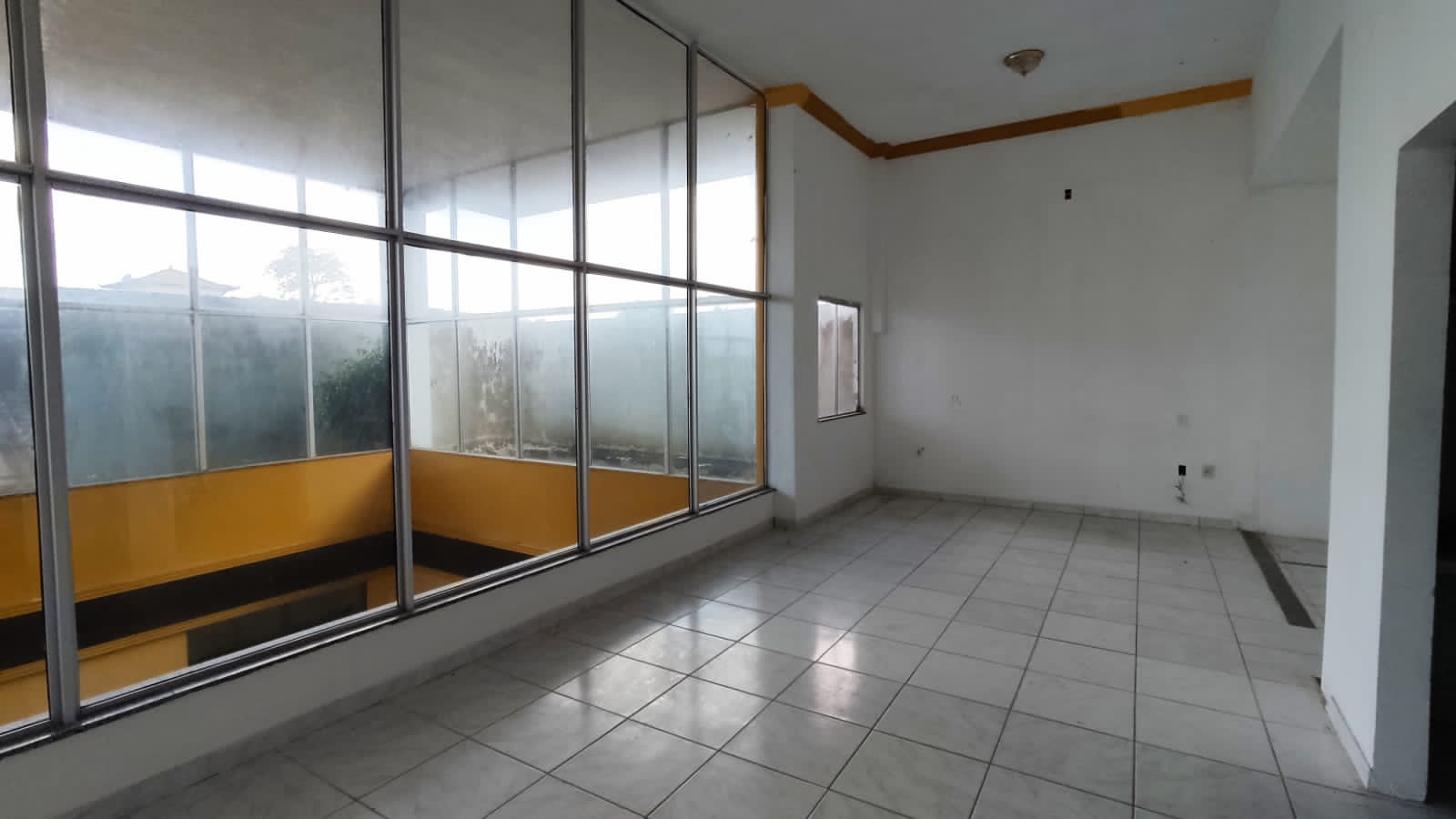 Imagem Imóvel Comercial para Alugar, 5 m²em Val-de-Cães - Belém