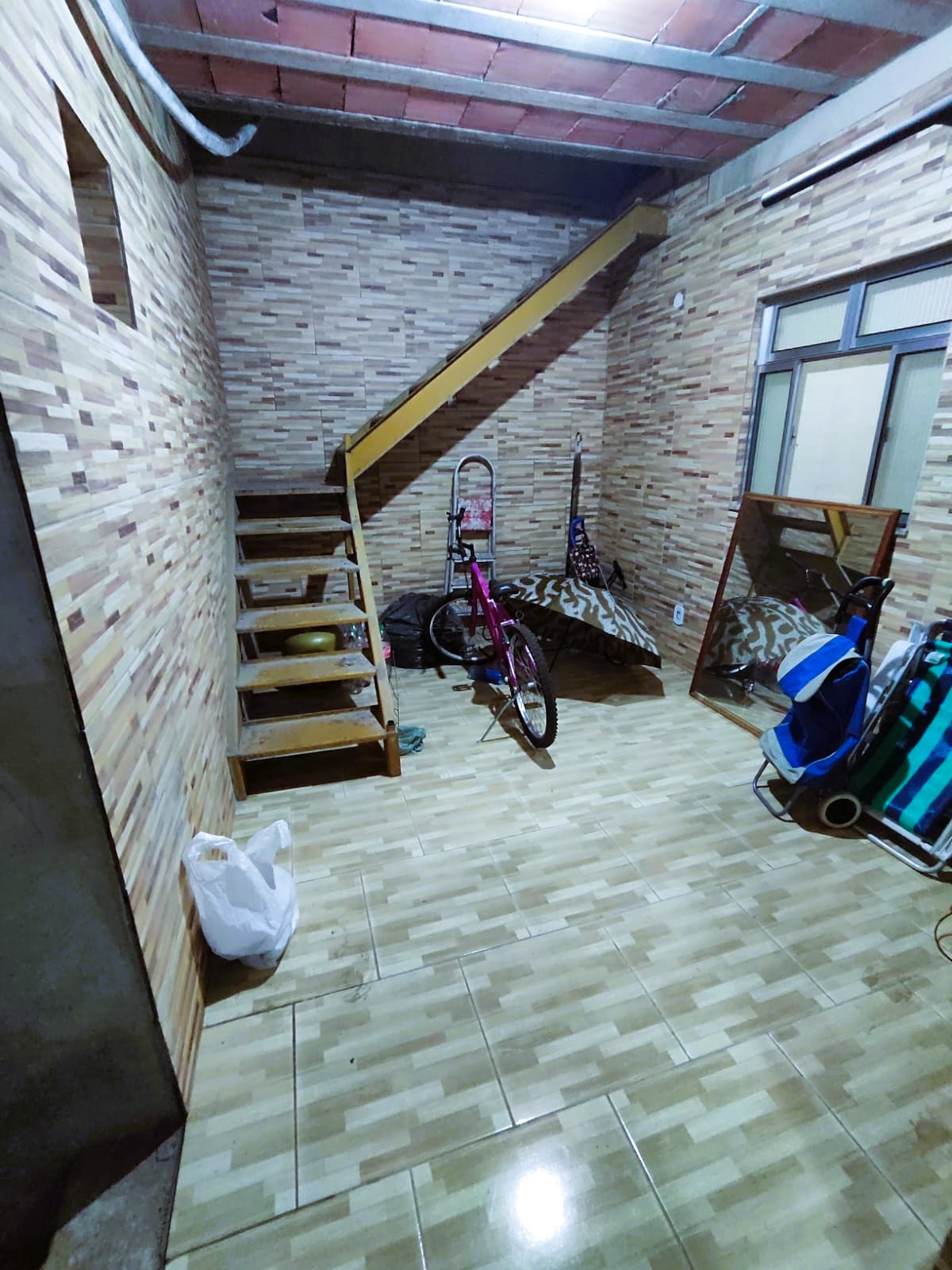 Imagem Casa com 5 Quartos à Venda, 240 m² em Bangu - Rio de Janeiro
