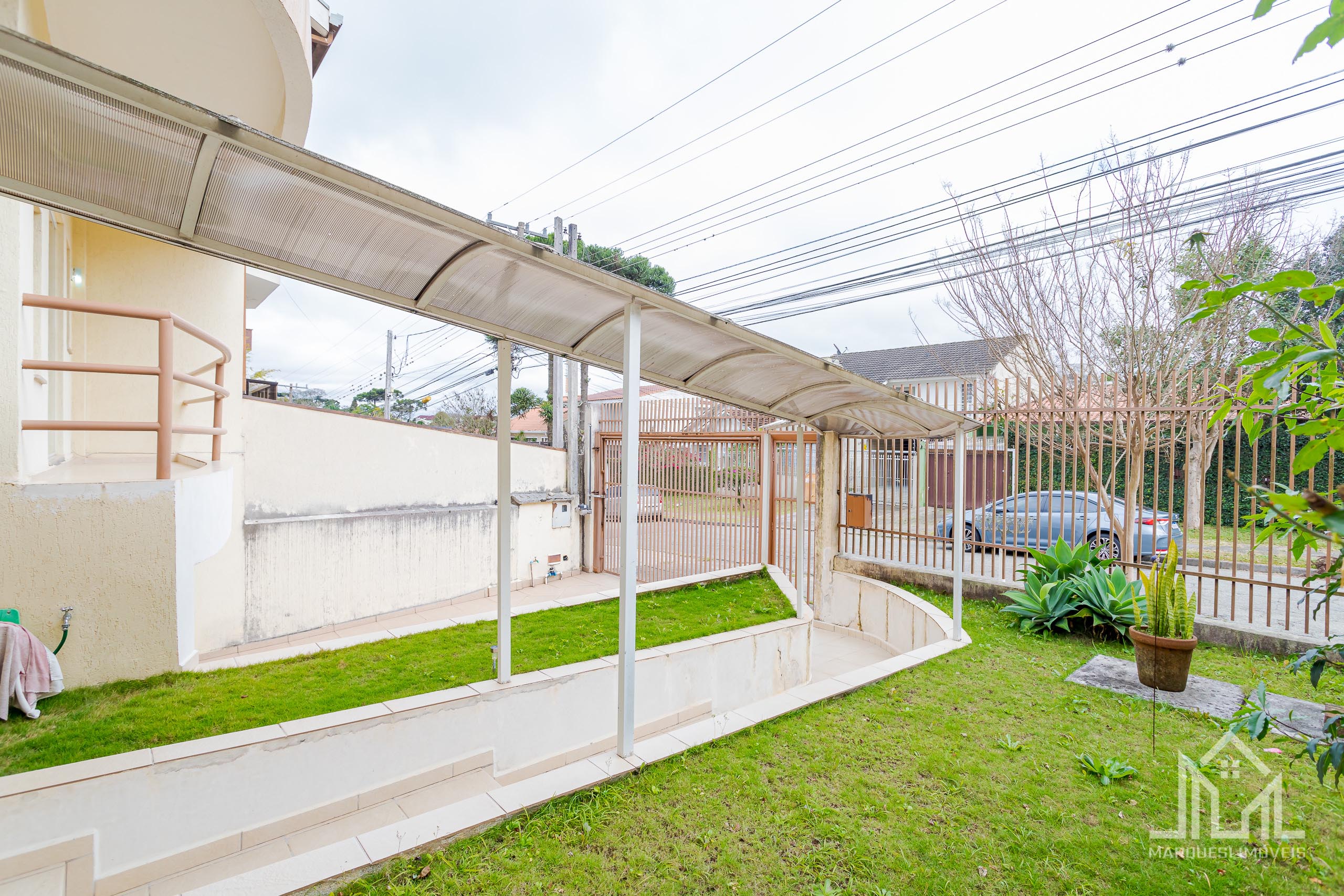 Imagem Casa com 3 Quartos à Venda, 241 m²em Guabirotuba - Curitiba