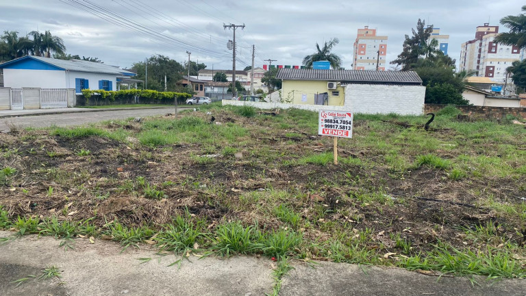 Terreno à Venda, 750 m² em Santa Augusta - Criciúma