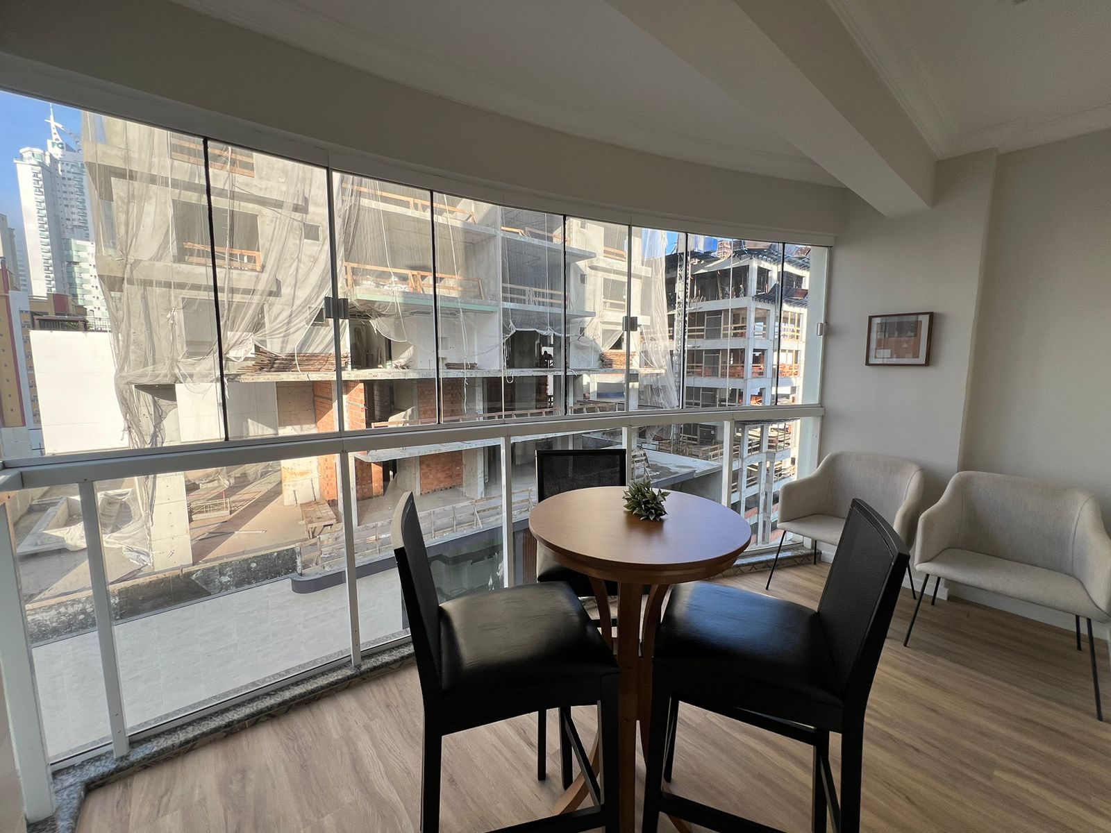 Imagem Apartamento com 3 Quartos à Venda, 86 m²em Centro - Balneário Camboriú