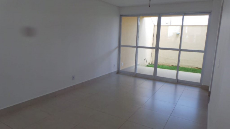 Imagem Casa de Condomínio com 3 Quartos à Venda, 114 m² em Moinho dos Ventos - Goiânia Imagem Casa de Condomínio com 3 Quartos à Venda, 114 m² em Moinho dos Ventos - Goiânia