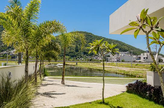 Imagem Terreno em Condomínio à Venda, 150 m²em Beira Rio - Biguaçu Imagem Terreno em Condomínio à Venda, 150 m²em Beira Rio - Biguaçu