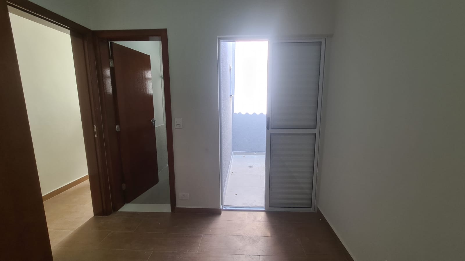 Imagem Sobrado com 3 Quartos à Venda, 235 m²em Jardim Regina - São Paulo Imagem Sobrado com 3 Quartos à Venda, 235 m²em Jardim Regina - São Paulo