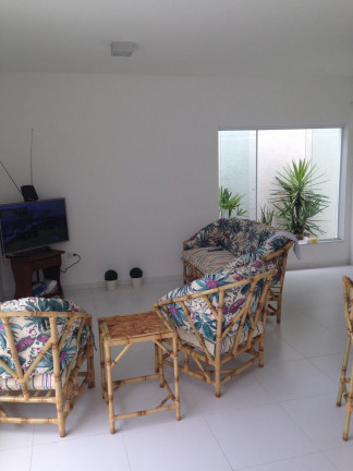 Imagem Casa com 3 Quartos à Venda, 180 m² em Três Marias - Peruíbe Imagem Casa com 3 Quartos à Venda, 180 m² em Três Marias - Peruíbe