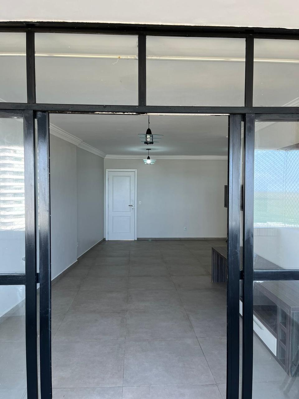 Imagem Apartamento com 3 Quartos à Venda ou Locação, 156 m²em Ponta do Farol - São Luís