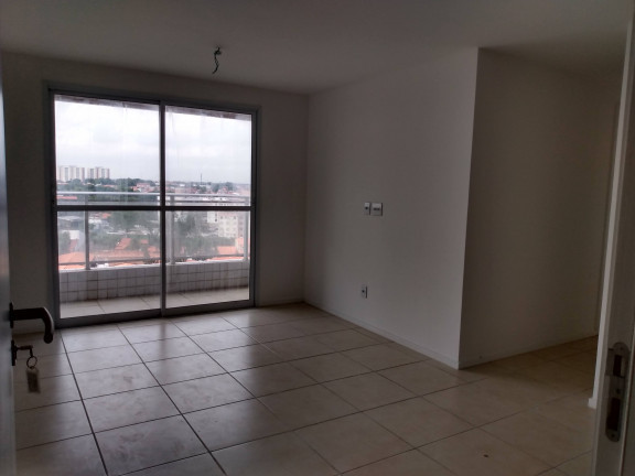 Imagem Apartamento com 3 Quartos à Venda, 67 m²em Jóquei Clube - Fortaleza