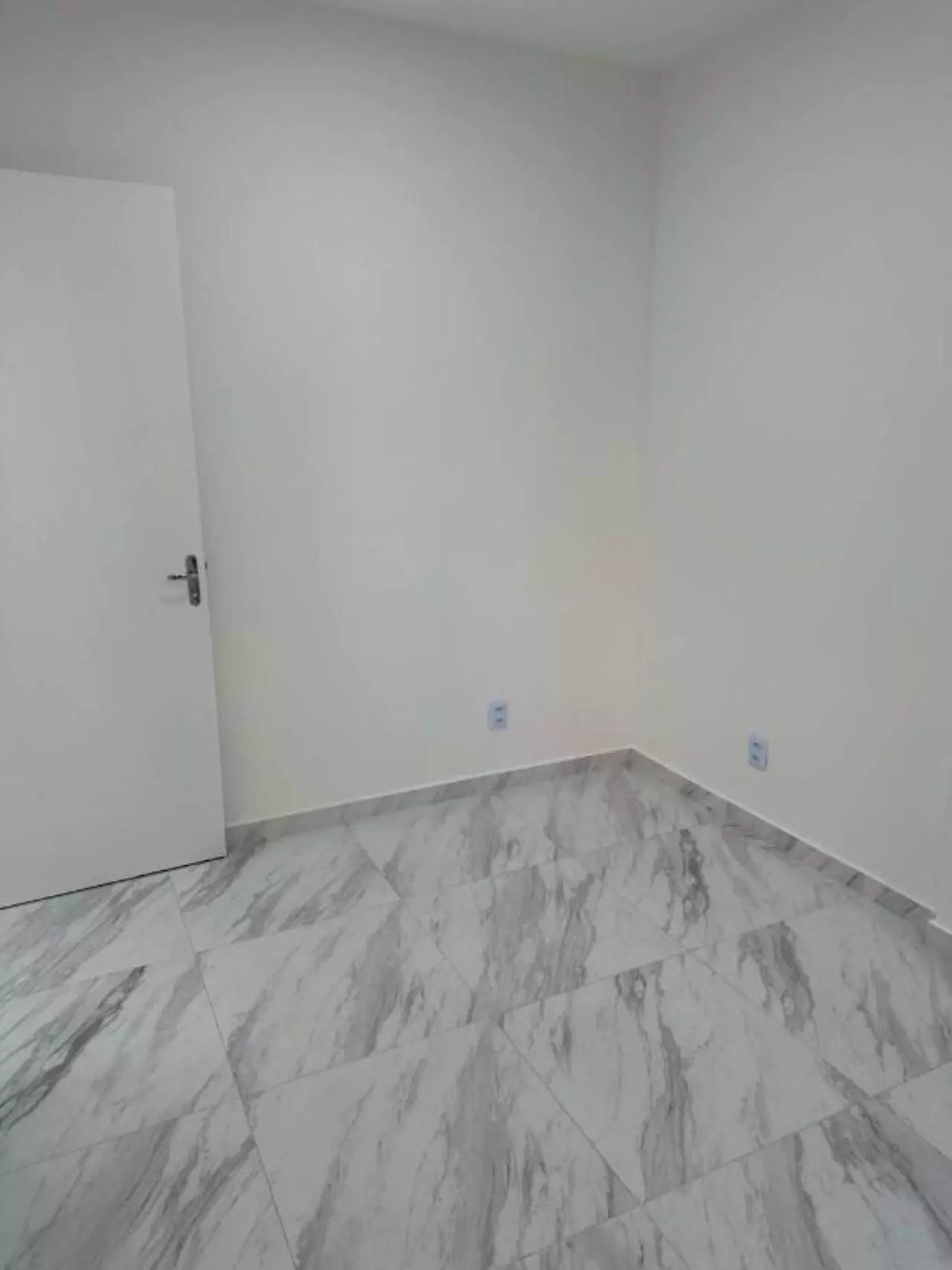 Imagem Sala Comercial à Venda ou Locação, 74 m²em Vila Olímpia - São Paulo Imagem Sala Comercial à Venda ou Locação, 74 m²em Vila Olímpia - São Paulo